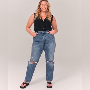 Abercrombie & Fitch 90’s Straight Ultra High Rise Jeans
